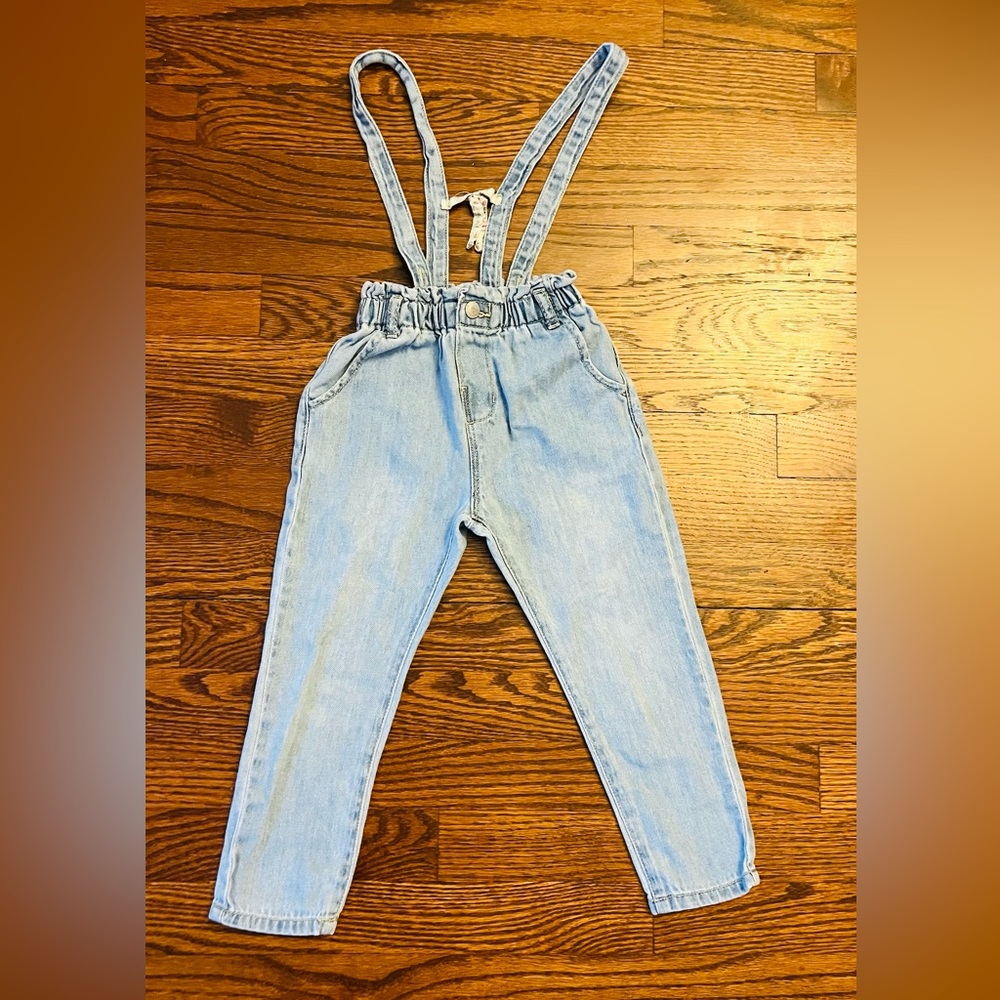 Zara girls jeans, size 3-4 years
